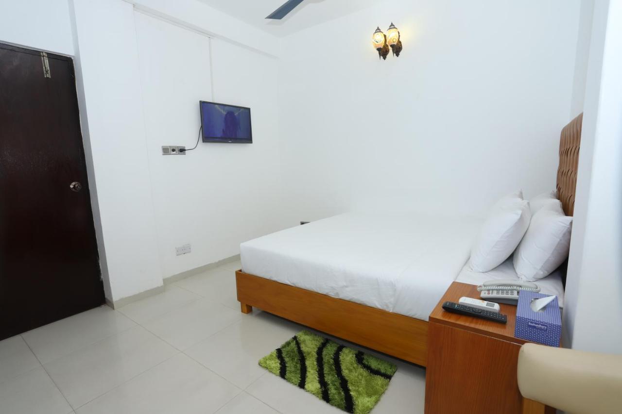 Hotel Blue Castle Dhaka Exterior foto